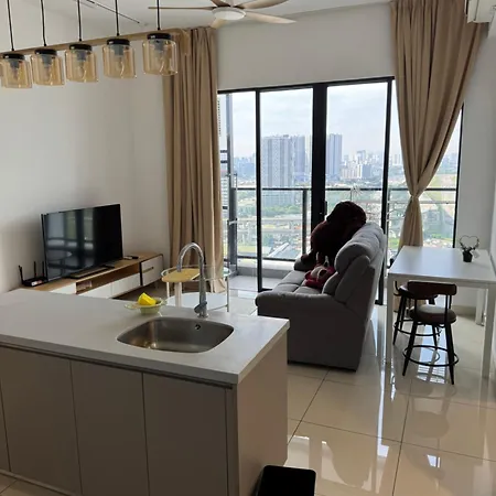 Trion Luxe Service Suite At Klcc Kuala Lumpur Exterior photo