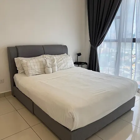 Trion Luxe Service Suite At Klcc Kuala Lumpur Exterior photo