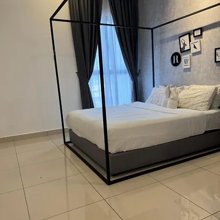 Trion Luxe Service Suite At Klcc Kuala Lumpur Exterior photo